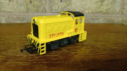 Triang gauge yellow - triang, dock