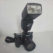 NIKON D300S + AF 18-70mm +