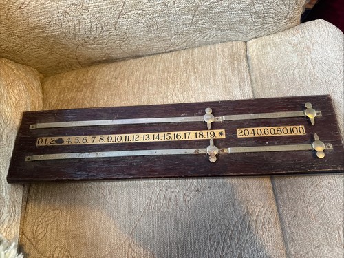 Vintage snooker scoreboard - vintage,