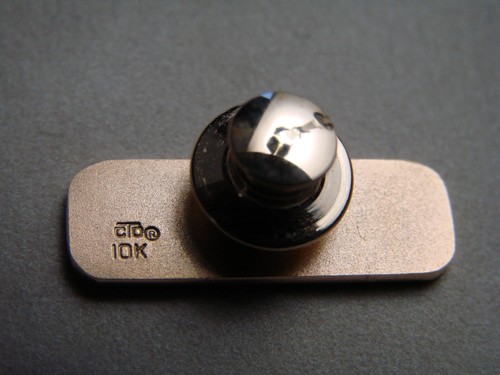 10k gold collar - pin,