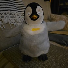 Vtg Happy Feet Mumble Penguin Dancing Singing & Talking Toy 10" Rare Collectible