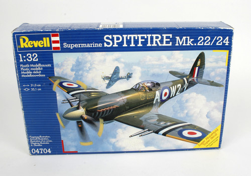 Revell 32nd supermarine - revell,