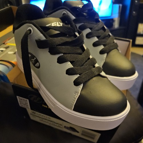 Heely heelys size 1 - heelys, uk