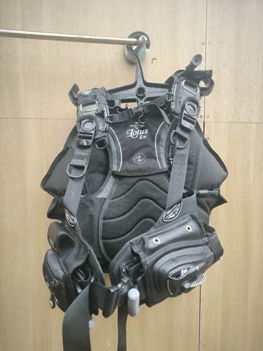 Aqualung lotus bcd - lotus,
