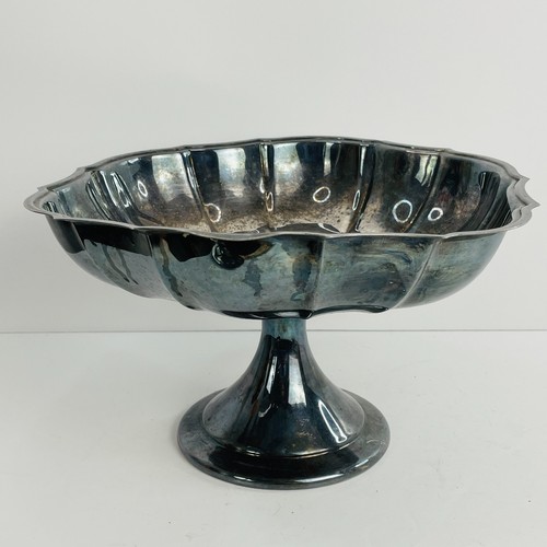 Vtg chippendale footed - footed, serving
