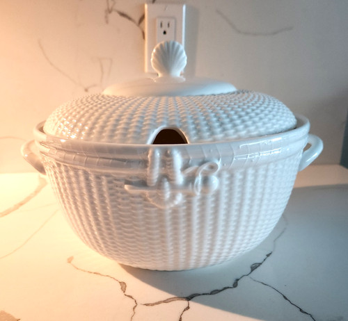 Wedgwood nantucket basket - wedgwood,