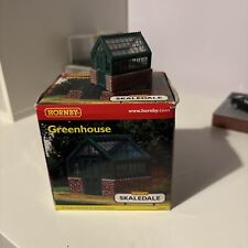 Hornby R8682 OO Gauge Greenhouse, 