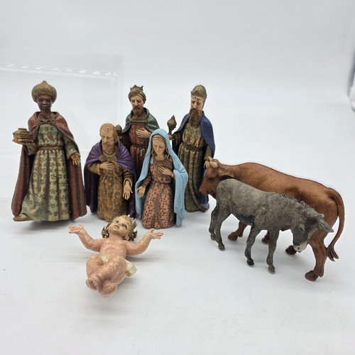 Italian nativity figurines set - italian,