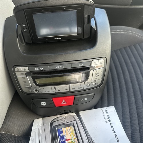 2011 toyota aygo - toyota,
