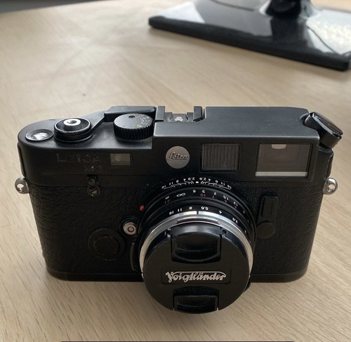 Leica with voigtlander 40mm - m6,
