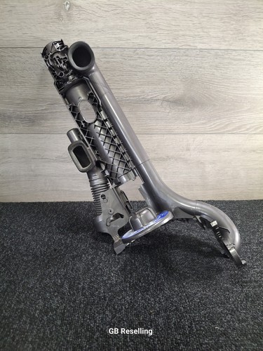 Genuine dyson dc24 - dyson, body