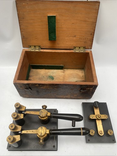 Antique morse code - morse, keys