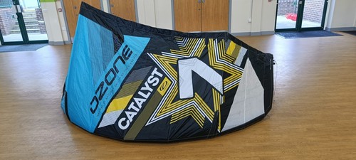 Ozone catalyst kitesurfing - catalyst, 7m