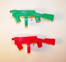 Vintage 1960s Set of 2 Plastic