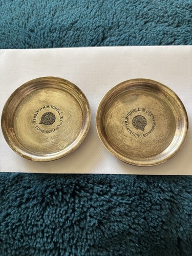 Antique round metal - round,