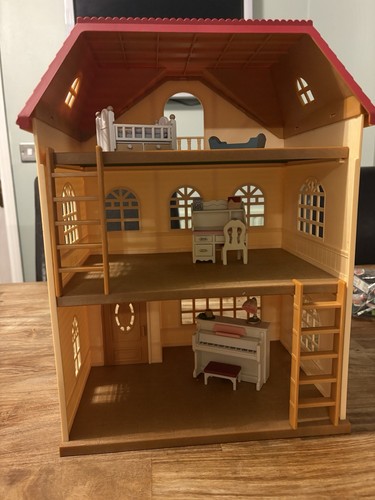 Sylvanian families three - families, story