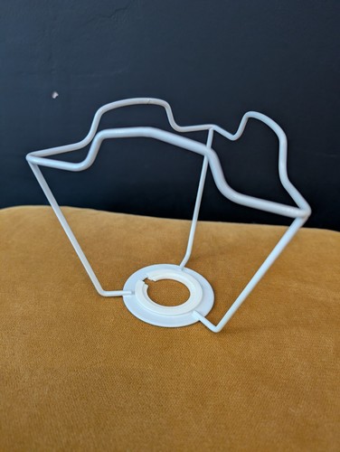 White shade carrier - 4",