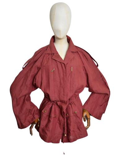 2002 burgundy christian - s/s,