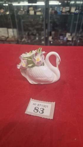 Royal doulton miniature swan - miniature,