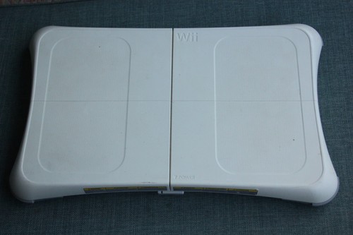 Genuine nintendo wii balance - genuine,