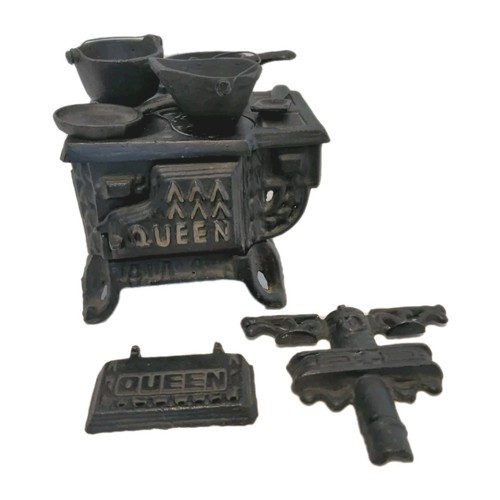 Queen small salesman - queen,
