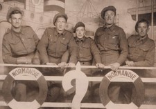 WW2 British Army Soldiers Photo Ship Normandie Faux Backdrop Military