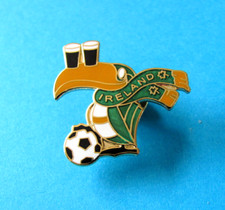 Guinness Toucan Football Supporter Pin badge. VGC. Unused. Enamel.