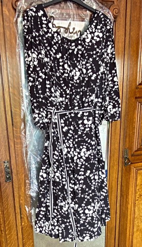 Boden line dress black - boden, &