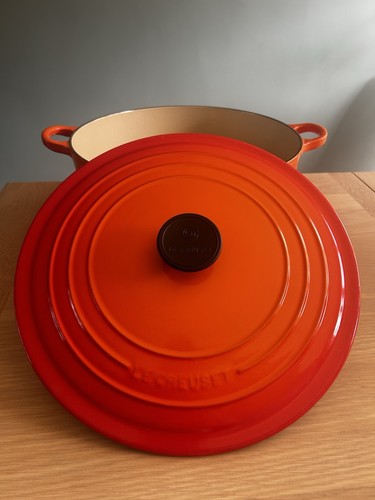 Creuset cast iron round - le,
