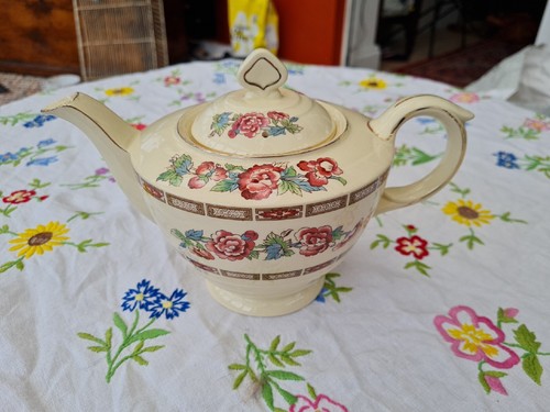 Vintage cream newhall hanley - vintage,