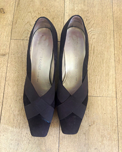 Peter kaiser black suede court - black,