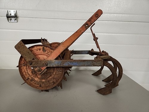 Vintage hand push garden - vintage,