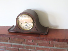 Vintage Westminster chime mantel clock - working with key