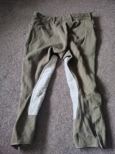 Mens medium size jodhpurs - size,