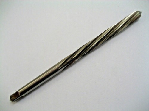 5mm hand reamer - 5.5mm, flute
