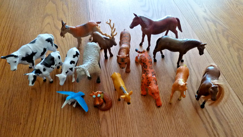 Mixed bundle plastic - of, toy