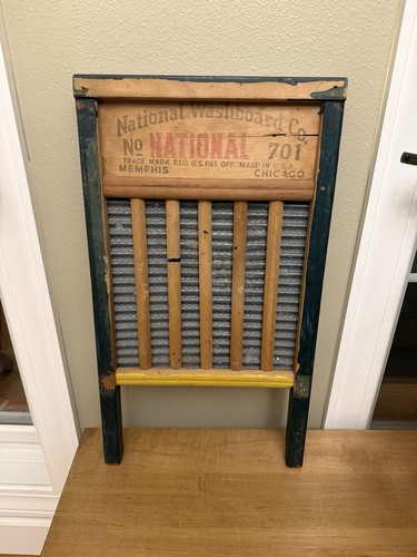 Vintage wooden national - vintage,