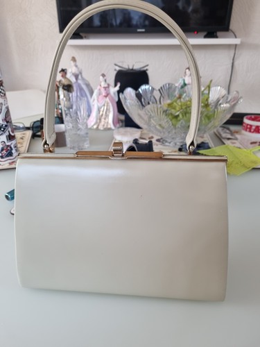 True vintage 1950s - vintage,