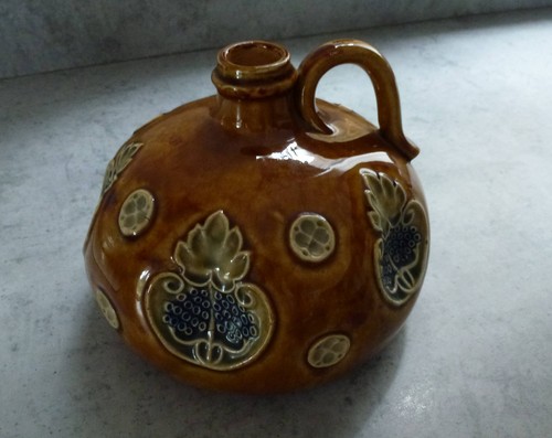 Royal doulton whisky - doulton, flagon