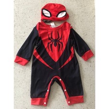 Spider Man 2 Piece Outfit  Age 0~3 Months Black & Red  All in One Babygrow & Hat