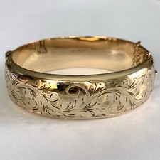 9ct Gold Metal Core Bangle