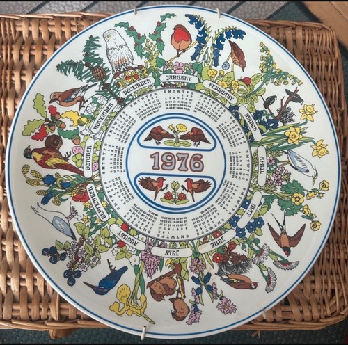 Set wedgwood calendar - of,