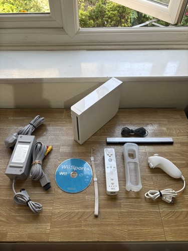 Nintendo wii console bundle - console,