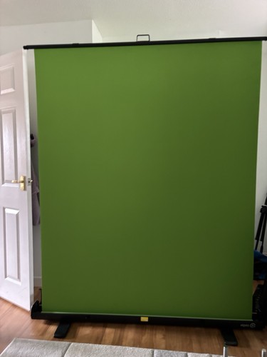 Green screen backdrop - screen,