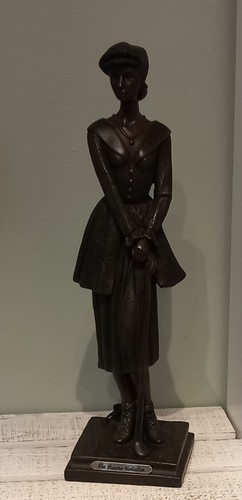 Bronze effect female - bronze,
