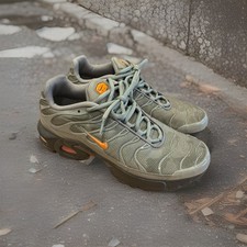 7040) Nike Air Max Plus TN