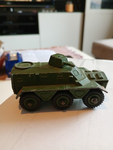 Dinky toys armoured - dinky,