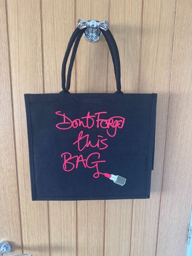 Bnwt black lulu guinness - bnwt, jute