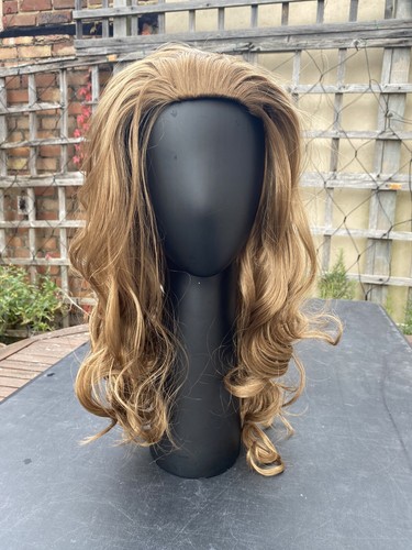 Wig dark blonde - dark, blonde/brown.