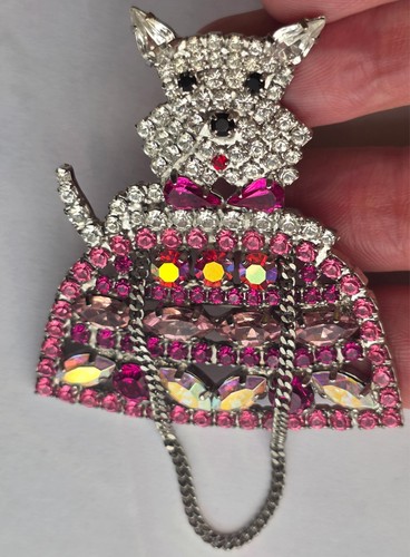 Butler wilson brooch - wilson,